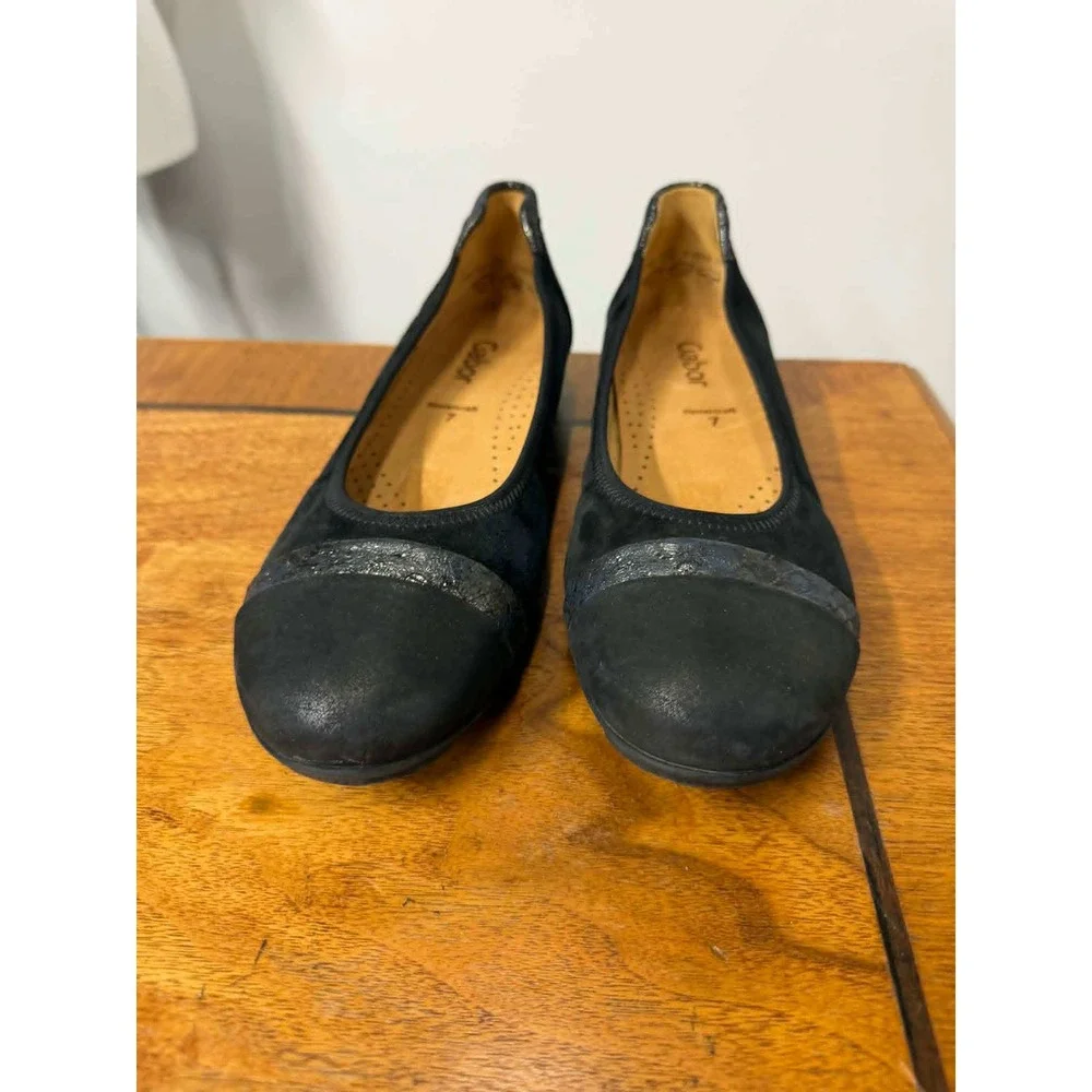 Gabor 7 Hovercraft Black Suede Cap Toe Ballet Flats Metallic Accent‎ 47.600.17